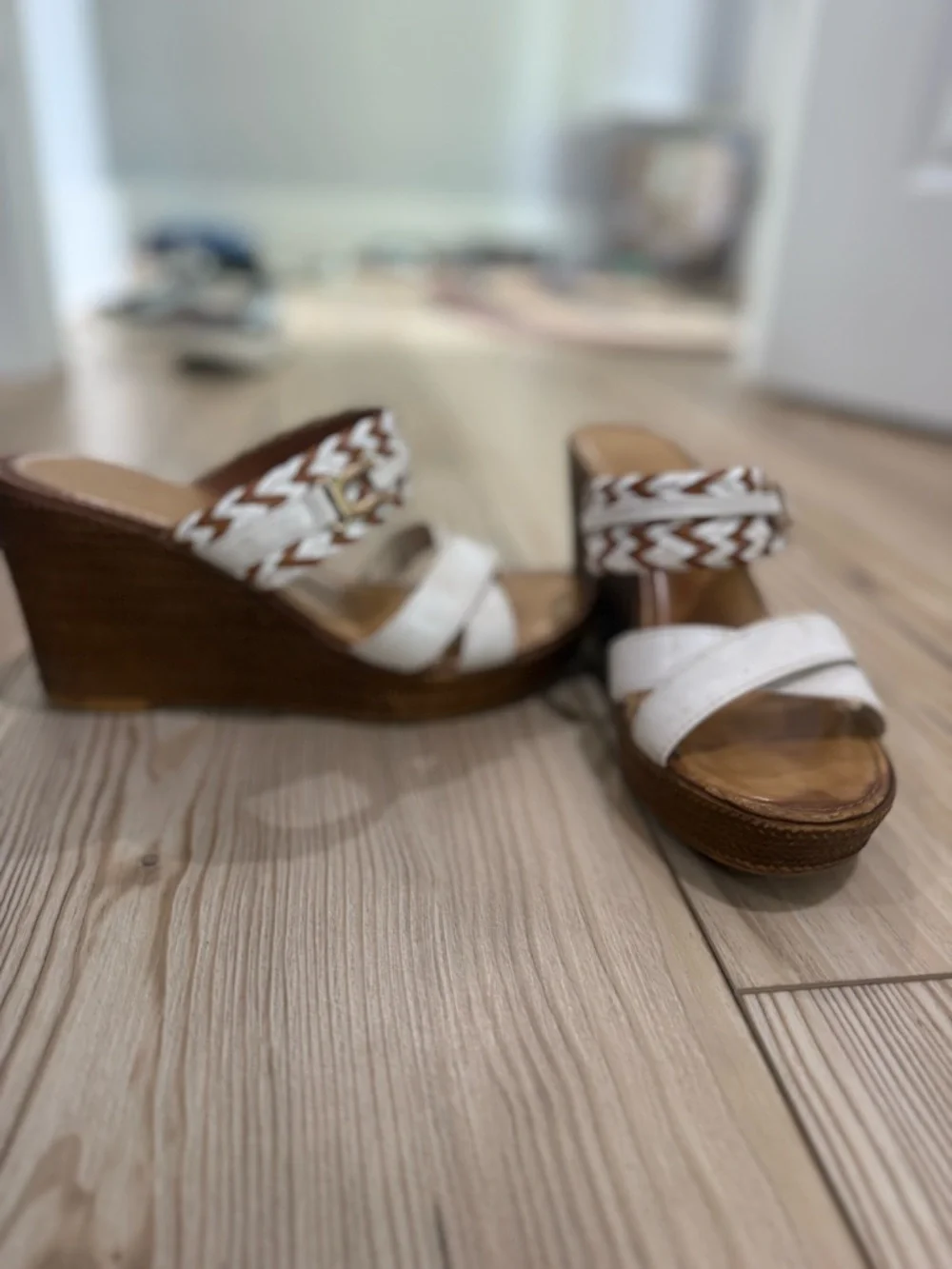 Italian Shoemakers White & Brown‎ Woven Leather Wedge Sandals
